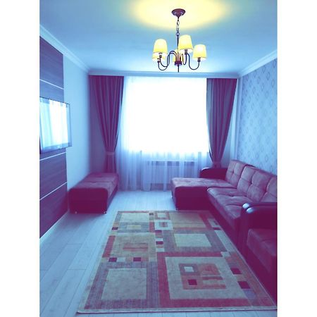 Best Apartment On Sauran Towers Asztana Kültér fotó